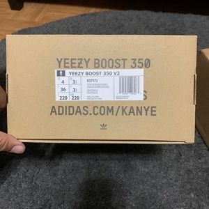 Yeezy boost 350 V2 Semi Frozen Yellow